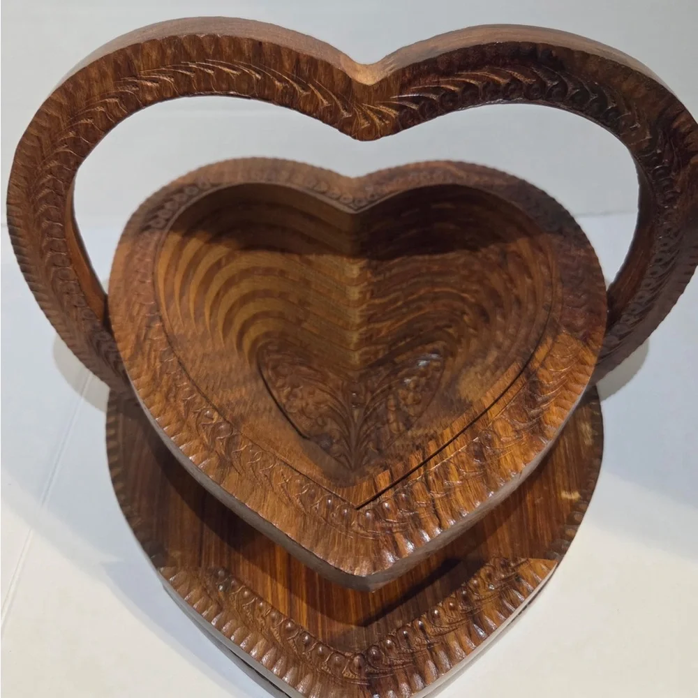 Collapsible Wooden Heart Basket Decor Spring